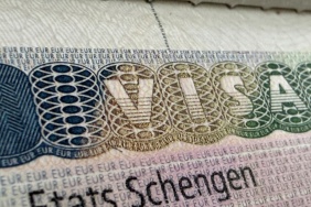 AB-Rus-vatandaslarina-Schengen-vizesini-kisitlamayi-planliyor-featured