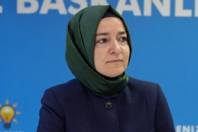 AK Parti Fatma Betul Sayan Kayayi ihrac etti hakkında haber görseli