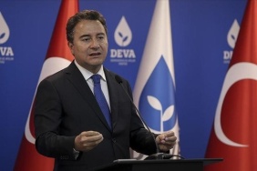 Ali Babacan fon krizi için 5 7 kisilik ekip istedi hakkında haber görseli