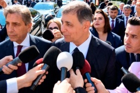 Cemil Tugay AK Parti Genel Merkezine geldi hakkında haber görseli