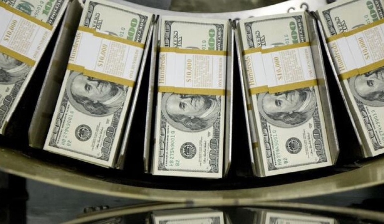 Döviz mevduatları dört haftada 7 milyar dolar yükseldi
