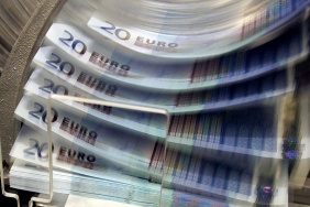 ECA uyardi AB borcu 2027de 1 trilyon euroyu bulabilir hakkında haber görseli