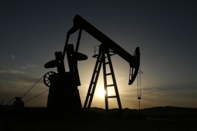 Iran-6-ayda-514-milyon-ton-petrol-urunu-ihrac-etti-featured
