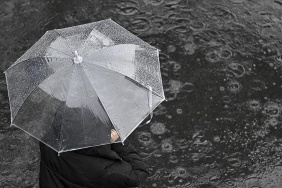 Meteoroloji 39 il için kuvvetli saganak uyarisi yapti hakkında haber görseli