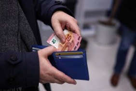 OECD Almanyada reel ucretler artacak 4 ulkede düşecek hakkında haber görseli