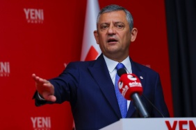 Ozel Erdogan için ucuncu secenek yok istifa etmeli hakkında haber görseli