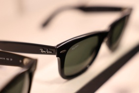 Rekabet Kurumu EssilorLuxottica taahhutlerini kabul etti haberine ilişkin görsel