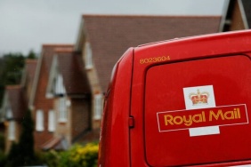 Royal Mail yeniden yapilaniyor 2 bin 500 is riski hakkında haber görseli