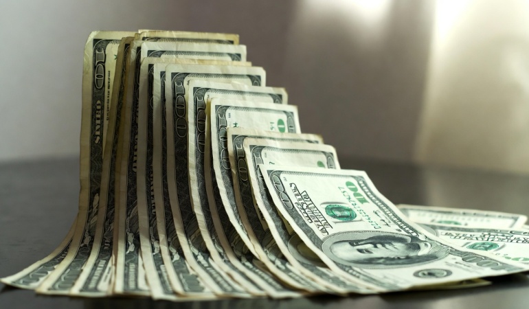 Standard Chartered, DXY için 101,6-102,5 bandını öngördü