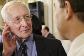 Stephen A. Jarislowsky 101 yasinda yasamini yitirdi konulu haber görseli