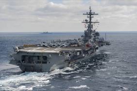 USS Abraham Lincoln 265 gun sonra San Diegoya ulasti hakkında haber görseli