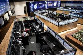 Yabancilar hisse ve tahvilde 6746 milyon dolar satti hakkında haber görseli